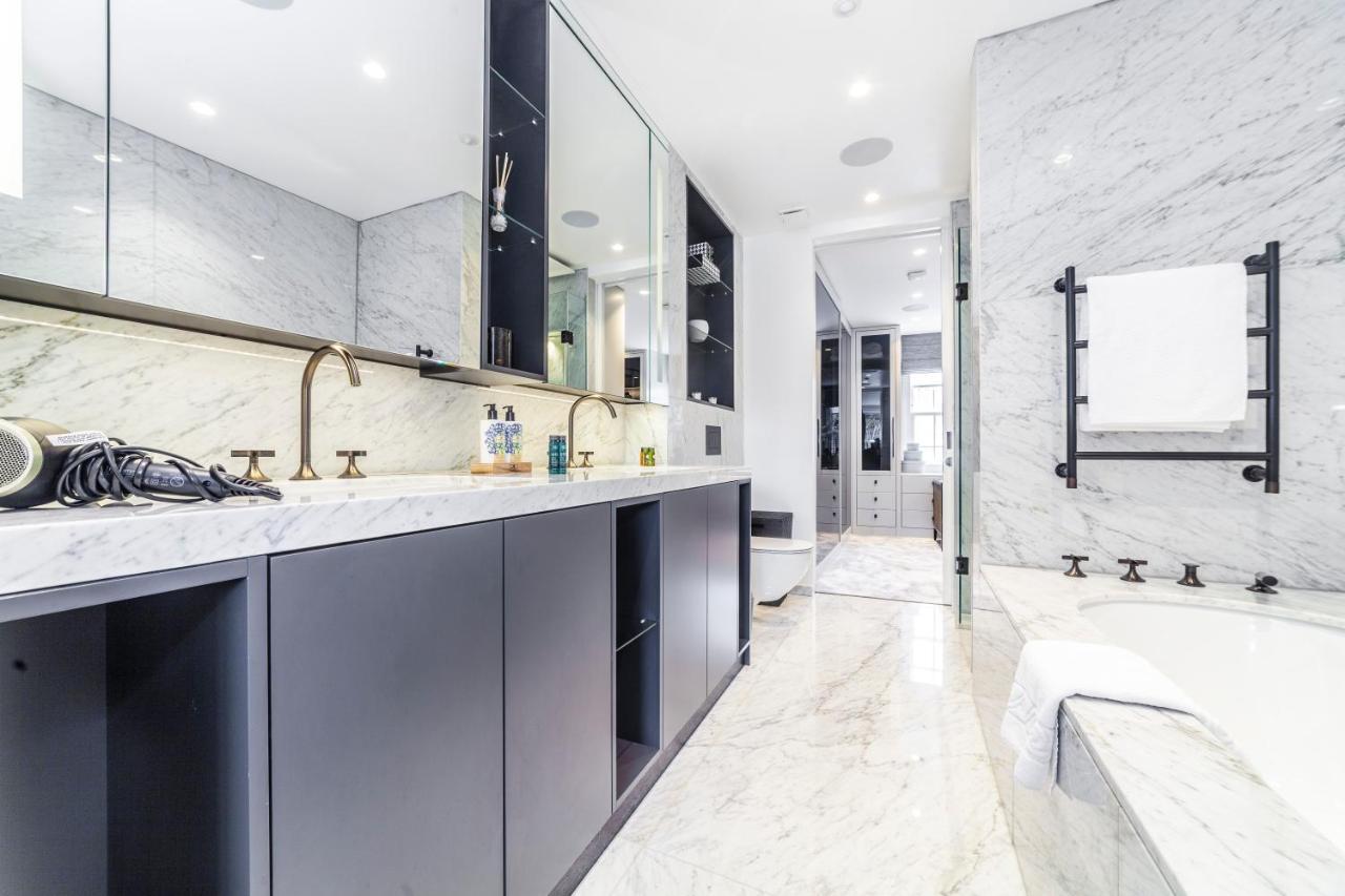 Luxury 3 Bedroom House With Garden Next To Battersea Park Holiday home London